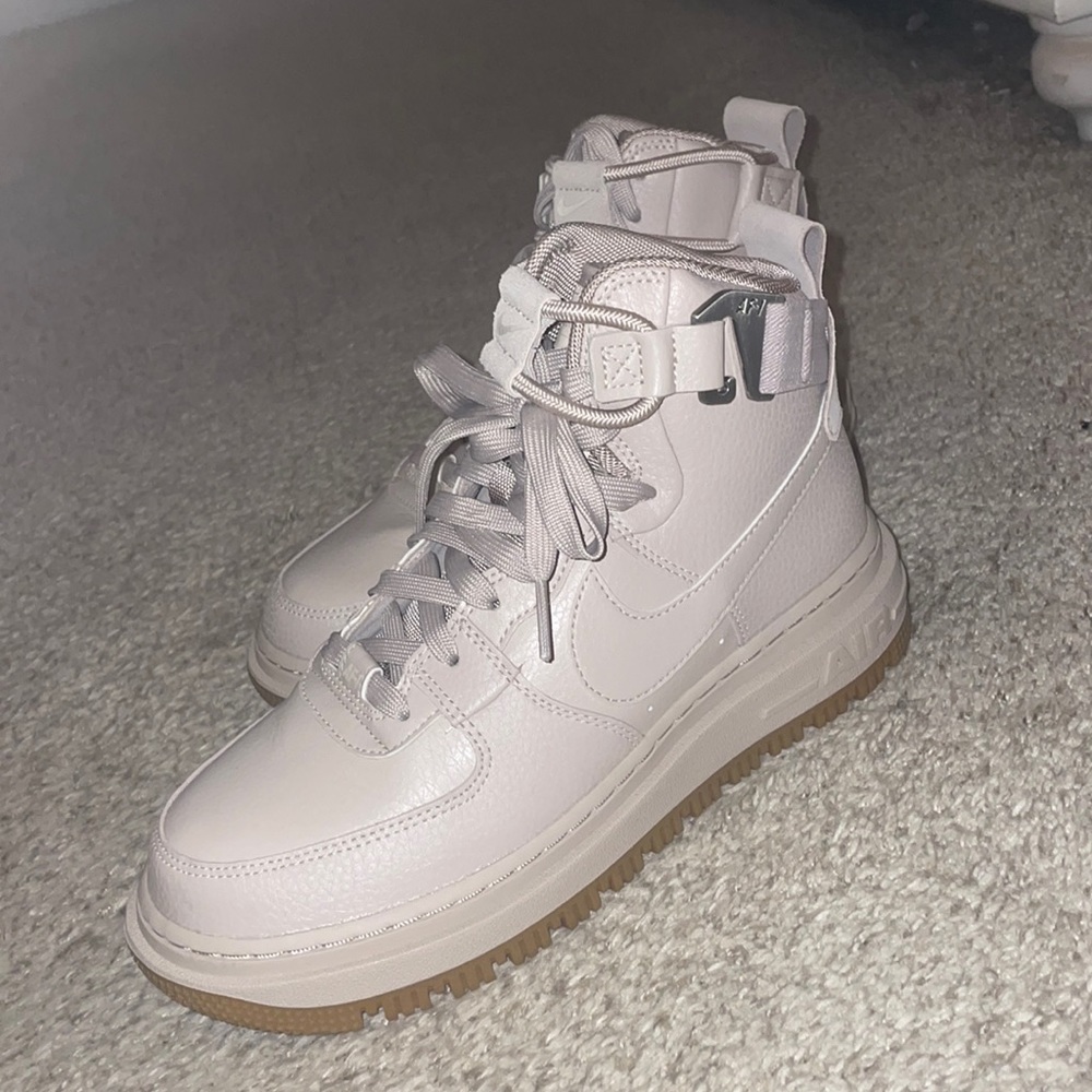 Brand New AIRFORCE 1 HIGH UTILITY 2.0 - TAN